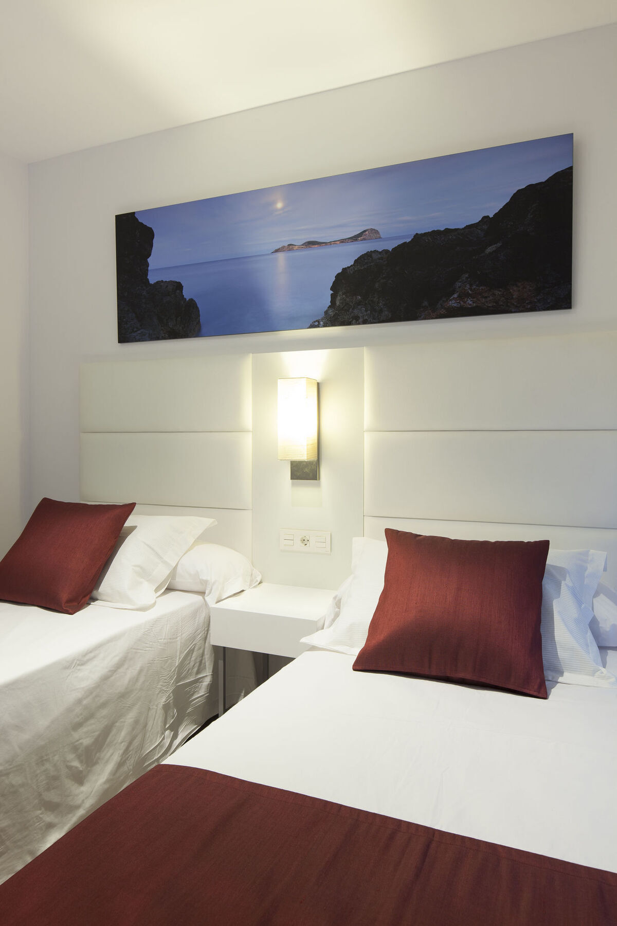 Axel Ibiza - Adults Only Apartahotel 4*