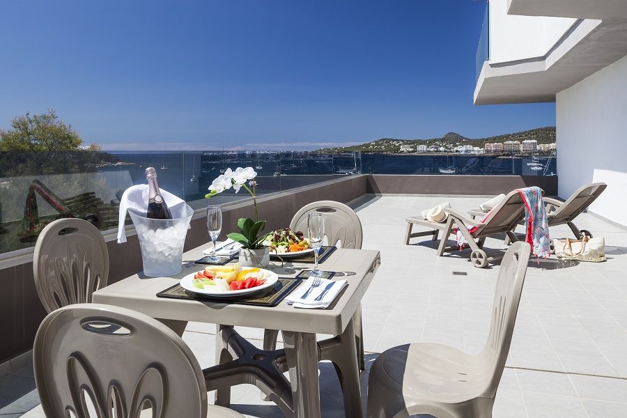 AxelBeach Ibiza Suites Apartments Spa&Beach Club - Adults Only 4* Sant Antoni de Portmany